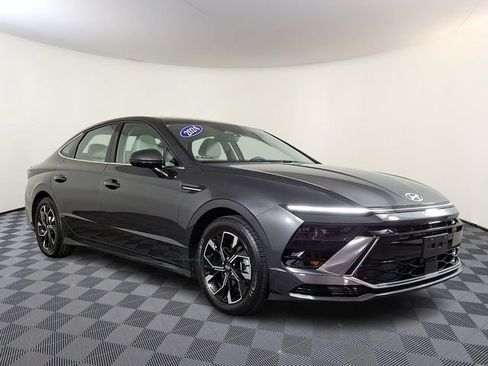 Used 2024 Hyundai Sonata SEL FWD image 1