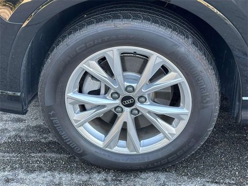 Certified 2025 Audi Q3 2.0T Premium Plus w/ Premium Plus Package image 10