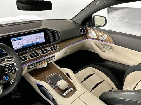 New 2026 Mercedes-Benz GLE 53 AMG 4MATIC Coupe image 25