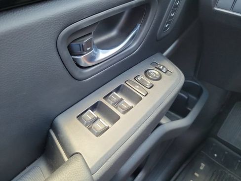 Used 2024 Honda Pilot Touring image 29