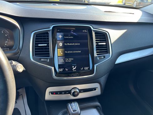 Used 2017 Volvo XC90 T6 Momentum image 15