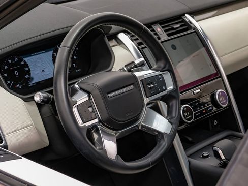 Used 2021 Land Rover Discovery HSE R-Dynamic image 14