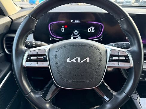 Used 2025 Kia Telluride S AWD/4WD image 11