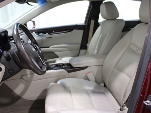 Used 2016 Cadillac XTS Luxury w/ Driver Awareness Package image 3