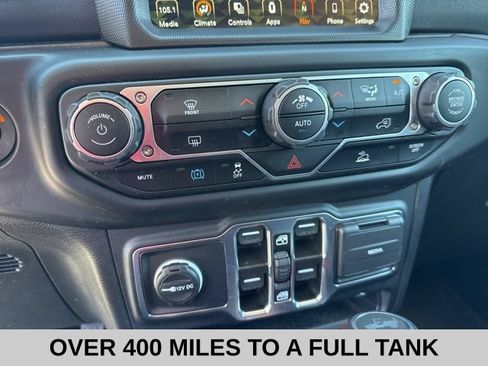 Used 2023 Jeep Wrangler Unlimited Sahara AWD/4WD image 8