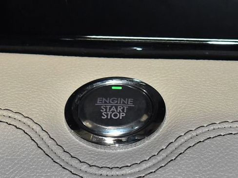 Used 2023 Lincoln Navigator L Reserve w/ Equipment Group 201A image 22