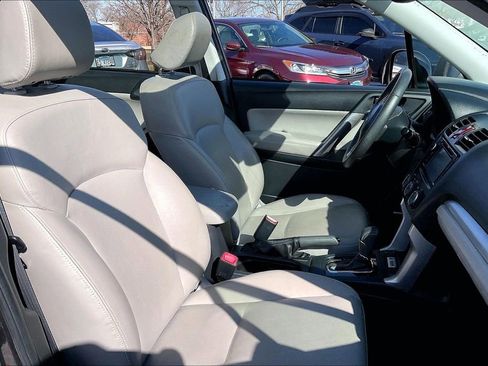 Used 2015 Subaru Forester 2.5i Touring w/ Eyesight & Navigation System image 7