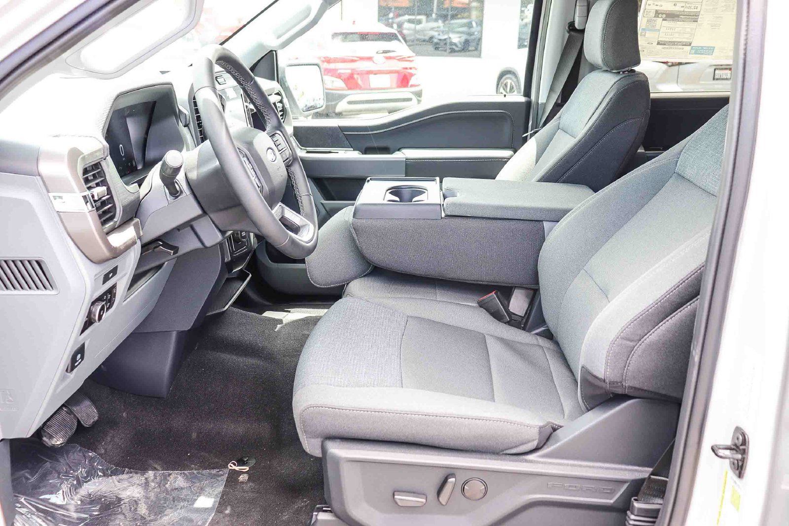 Used 2026 Ford F150 XLT w/ Equipment Group 302A MID RWD image 18