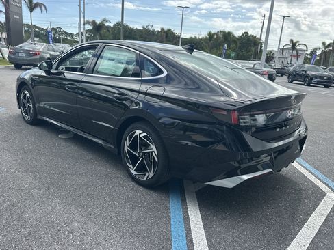 New 2026 Hyundai Sonata SEL FWD image 8