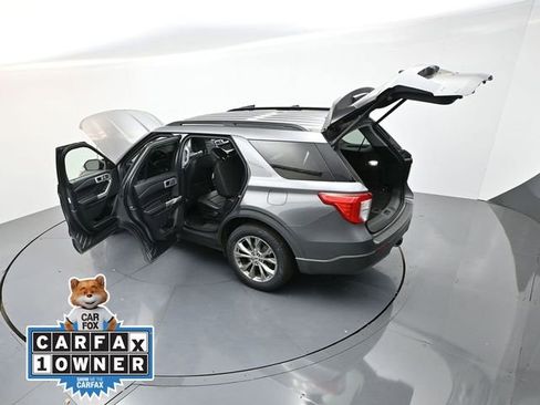 Used 2022 Ford Explorer XLT w/ Equipment Group 202A image 48
