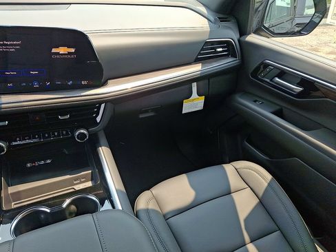 New 2026 Chevrolet Tahoe Z71 w/ Comfort Package AWD/4WD image 12