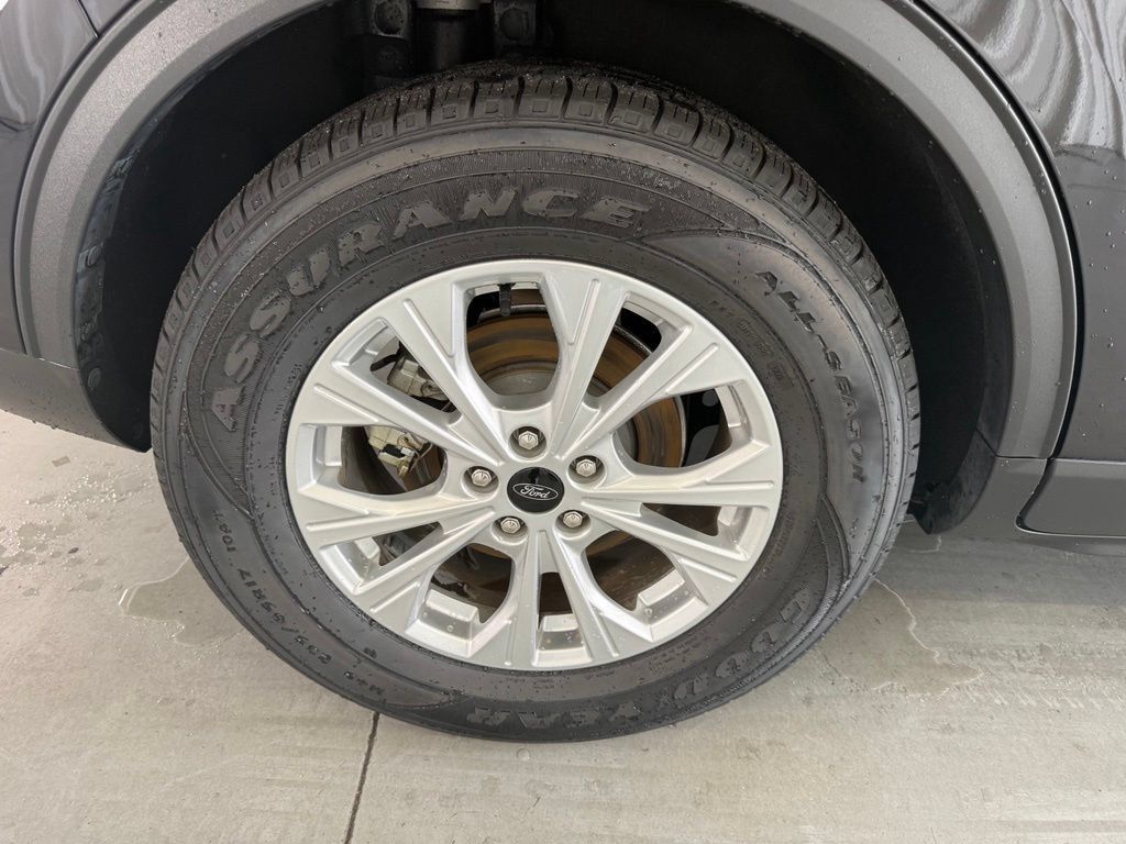 Used 2025 Ford Escape Active FWD image 31