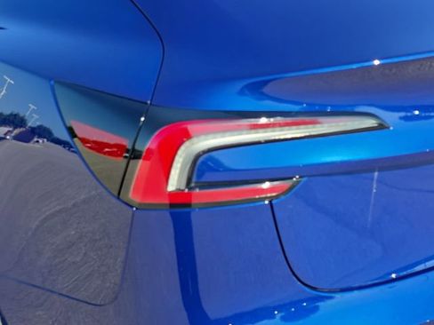 Used 2025 Tesla Model 3 RWD image 36
