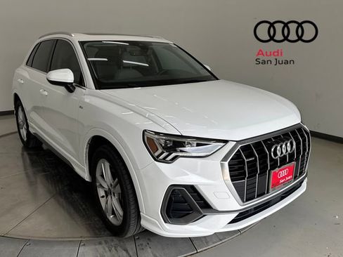 Used 2024 Audi Q3 2.0T Premium w/ Convenience Package AWD/4WD image 1
