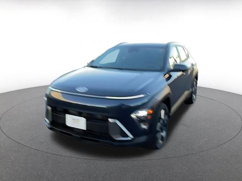 Used 2025 Hyundai Kona SEL image 7