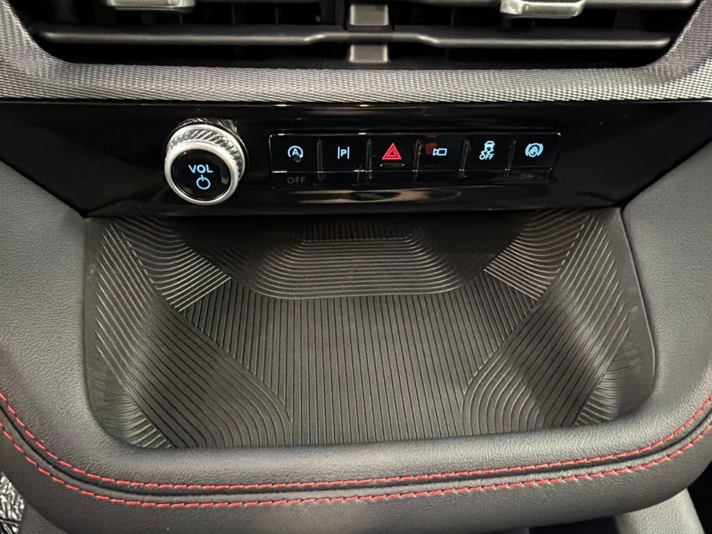 New 2027 Ford Explorer ST-Line AWD/4WD image 15
