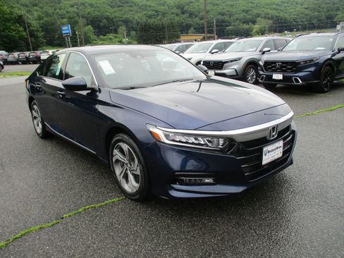 Certified 2020 Honda Accord EX image 3
