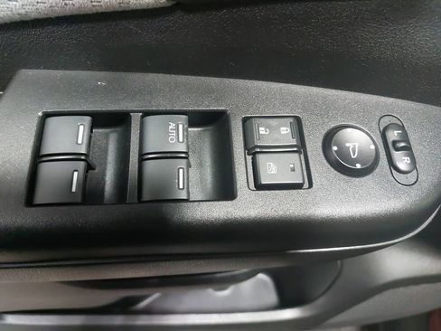 Used 2015 Honda CR-V EX image 27