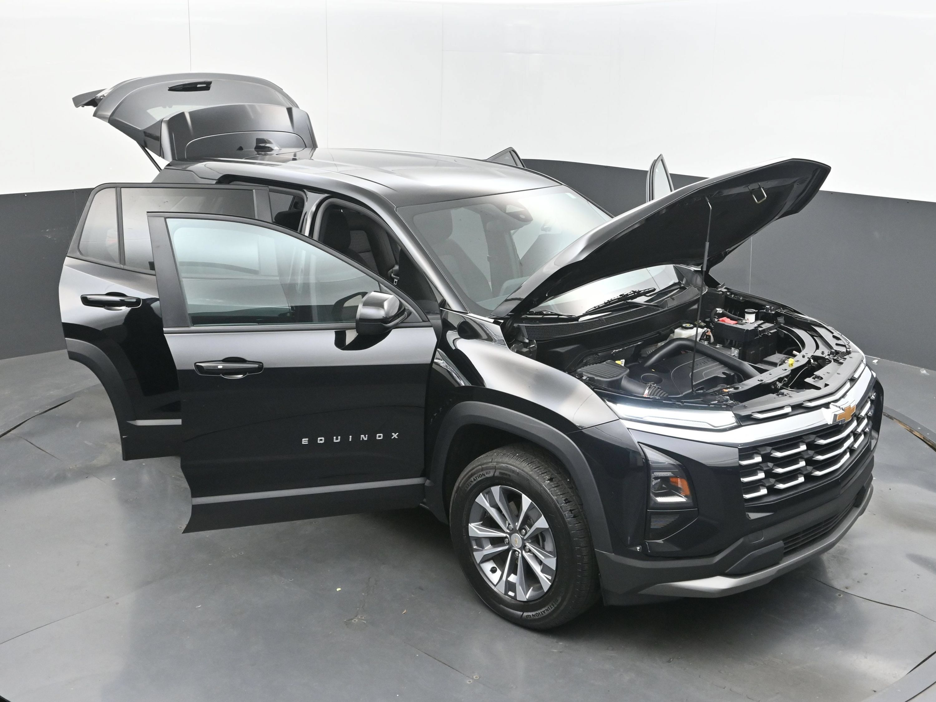Used 2026 Chevrolet Equinox LT FWD image 43