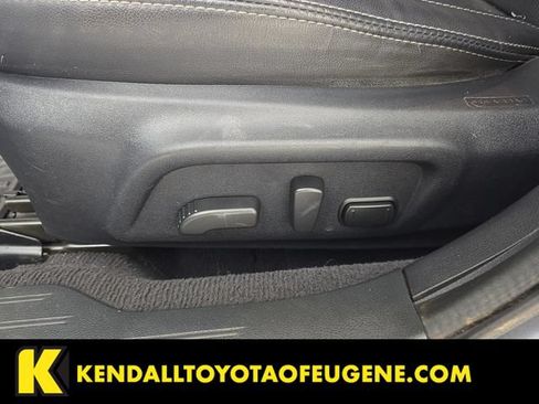 Used 2017 Subaru Outback 3.6R Limited AWD/4WD image 23