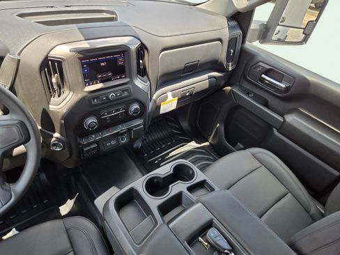 New 2026 Chevrolet Silverado 3500 W/T AWD/4WD image 17