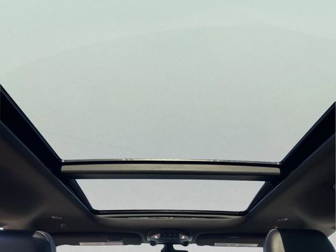 New 2026 Chrysler Pacifica Limited FWD image 35