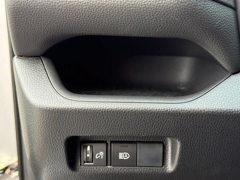 Used 2019 Toyota RAV4 LE w/ All Weather Liner Package AWD/4WD image 14