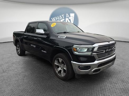 Used 2022 RAM 1500 Laramie AWD/4WD image 1