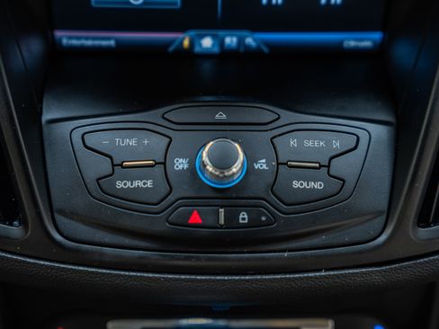 Used 2013 Ford C-MAX SE image 29