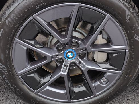 Certified 2024 BMW i4 eDrive35 RWD image 13