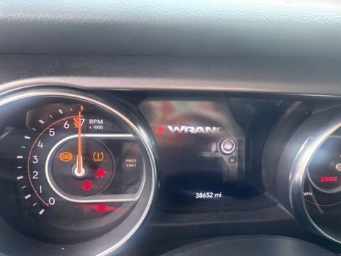 Used 2021 Jeep Wrangler Unlimited Sport AWD/4WD image 11