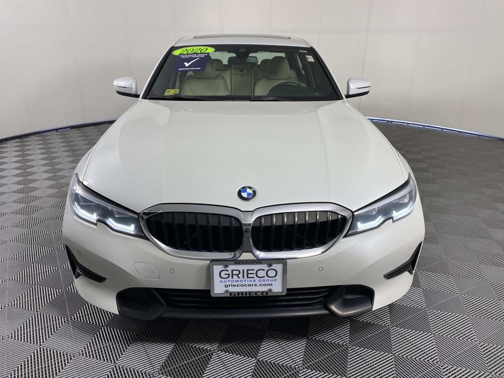 Used 2020 BMW 330i xDrive Sedan w/ Convenience Package AWD/4WD image 3