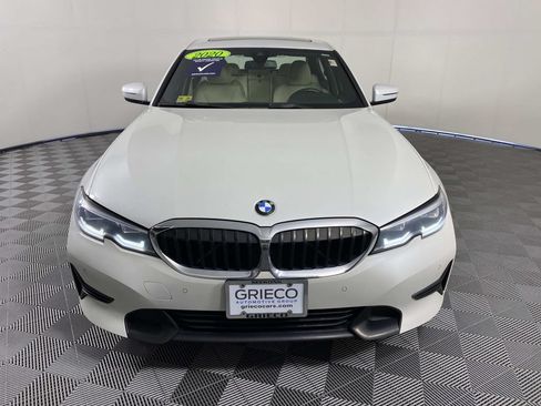 Used 2020 BMW 330i xDrive Sedan w/ Convenience Package AWD/4WD image 3