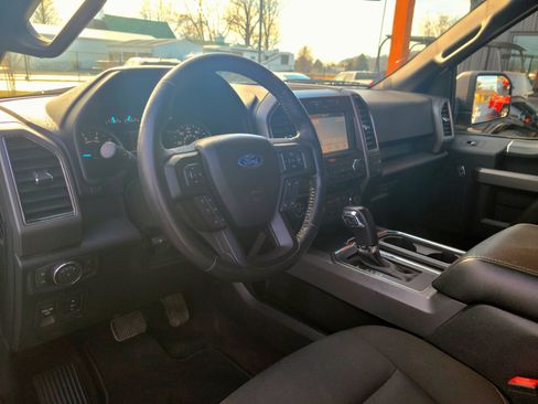 Used 2019 Ford F150 XLT w/ Equipment Group 302A Luxury image 9