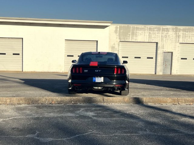 Used 2016 Ford Mustang GT Premium w/ GT Performance Package RWD image 4