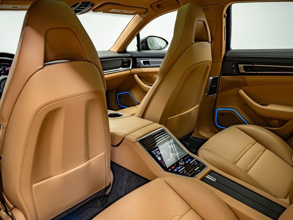 Certified 2023 Porsche Panamera Platinum Edition RWD image 41