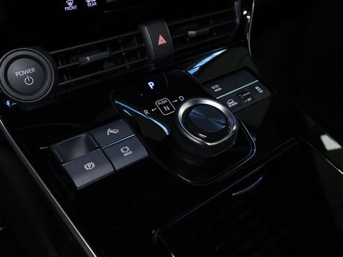 Used 2024 Toyota bZ4X XLE image 32