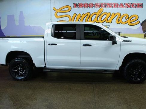 Used 2022 Chevrolet Silverado 1500 LT Trail Boss image 1