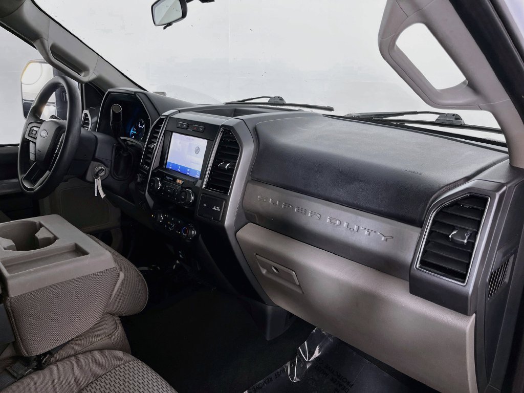 Used 2022 Ford F250 XLT w/ FX4 Off-Road Package AWD/4WD image 29