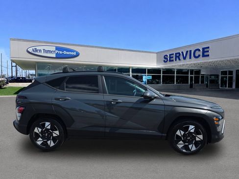 Certified 2024 Hyundai Kona SEL FWD image 9
