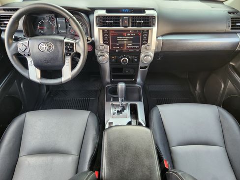 Used 2022 Toyota 4Runner SR5 Premium w/ Moonroof Package RWD image 19