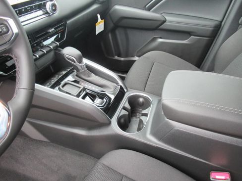 New 2026 GMC Canyon Elevation w/ Convenience Package RWD image 18