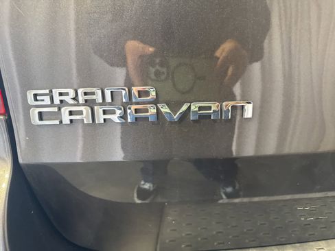 Used 2019 Dodge Grand Caravan GT image 13