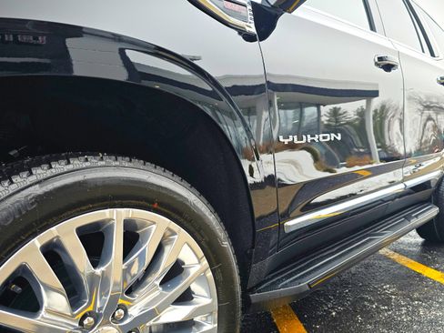 New 2026 GMC Yukon Elevation w/ LPO, Floor Liner Package image 37