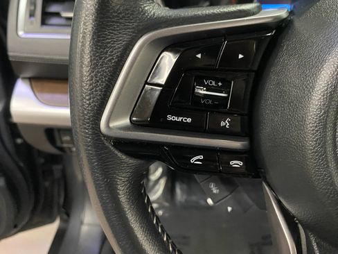 Used 2018 Subaru Outback 2.5i Limited image 15