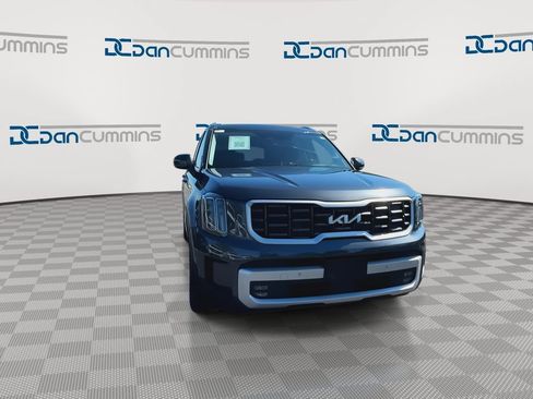 Used 2024 Kia Telluride SX Prestige AWD/4WD image 3