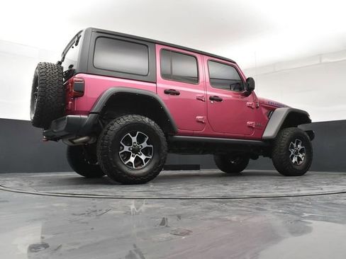 Used 2022 Jeep Wrangler Unlimited Rubicon w/ LED Lighting Group AWD/4WD image 24