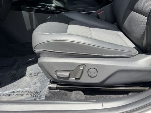 Used 2025 Kia Niro Wind FWD image 30