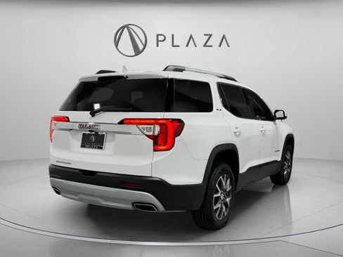 Used 2021 GMC Acadia SLE w/ Driver Convenience Package image 5