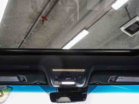 Used 2024 Lexus ES 300h F Sport image 16